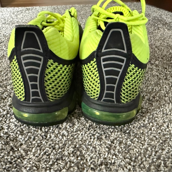 Reebok Lime Green Running Shoes - Picture 2 of 8